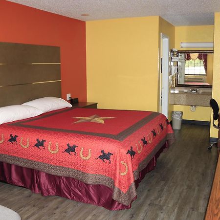 Chaparral Motel Hallettsville Exterior foto